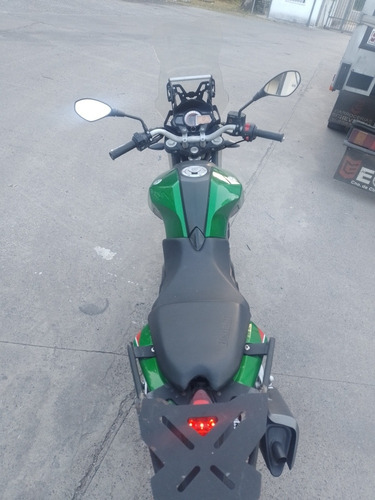 Imagen 7 de 20 de Benelli Tnt 25 2017