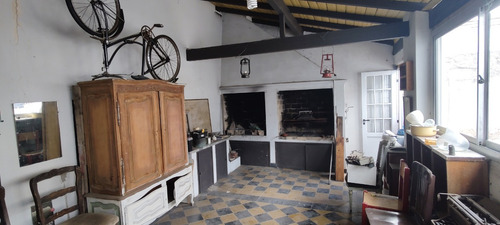Ph De 4 Ambientes Con Patio, Terraza, Quincho Y Cochera