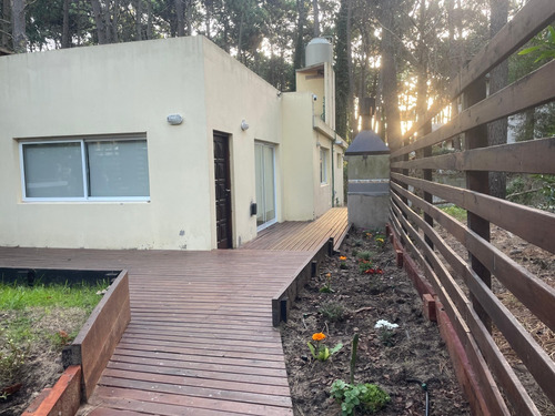 Casa A Estrenar Mar Azul En Medio Del Bosqu , 4/5 Personas .