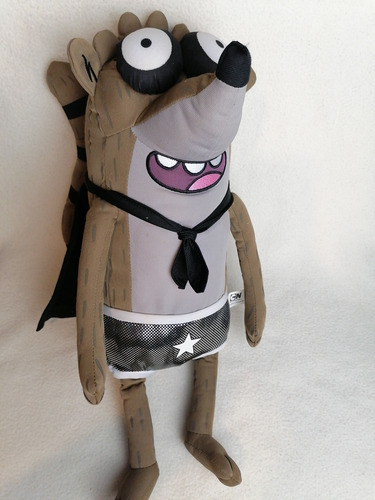 Peluche Original Rigby Un Show Mas Cartoon Network Habla 43. (Usado)