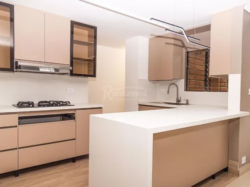 Apartamento En Venta En Los Balsos. Cod V776146