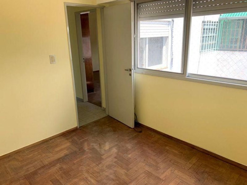 Imagen 10 de 22 de Bernardo De Irigoyen 400 - 65 M2