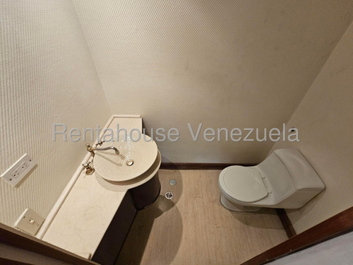 Apartamento En Venta Ubicado En Los Chorros