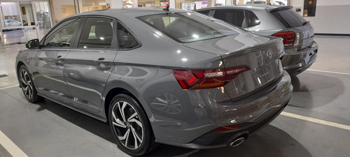Volkswagen Vento GLI 2.0 350TSI 230cv