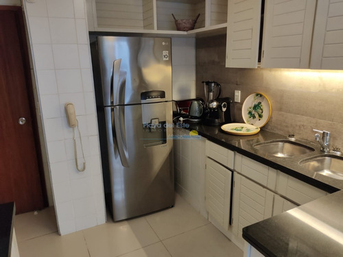 Venta Apartamento 3 Dormitorios En Suite, Península, Frente Al Puerto, Punta Del Este- Ref: 11642