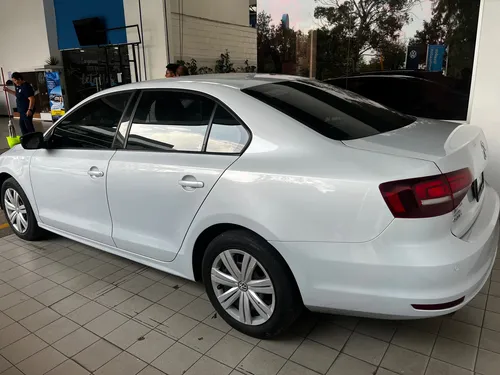 Volkswagen Jetta 2.0 Tiptronic At