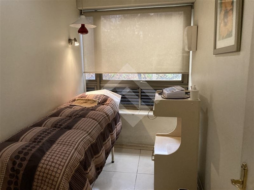 Imagen 7 de 12 de Oficina En Venta En Providencia, Estética, Dental, Oftalmólo