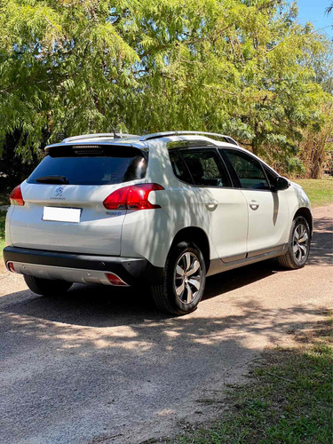 Imagen 6 de 10 de Peugeot 2008 2017 1.6 Feline