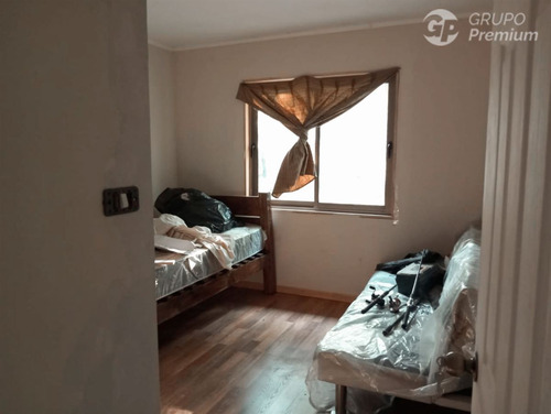 Casa En Venta De 4 Dorm. En Pucón