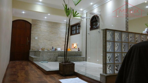 Sobrado Próximo Ao Shopping Maia Em Guarulhos, 3 Dorms (1 Suíte Master Com Jacuzzi), Área Gourmet, Lareira E Etc. - So0080
