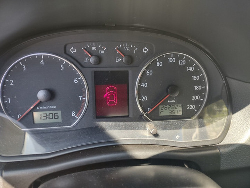 Imagem 4 de 8 de Volkswagen Polo 2013 1.6 Vht Sportline Total Flex 5p