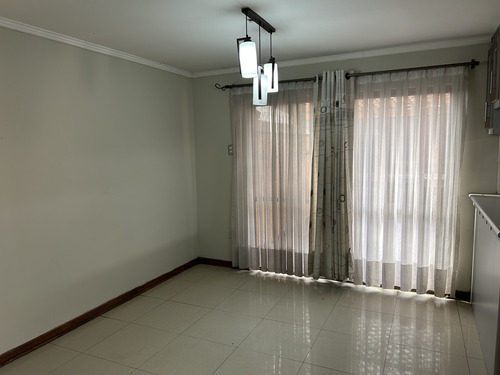 Casa Ampliada De Excelentes Terminaciones