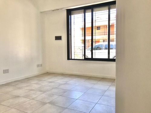 Venta- Ph 2 Ambientes, Sin Expensas, Entrada Independiente