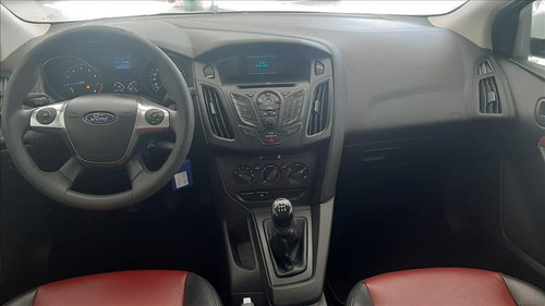 Imagem 6 de 10 de Ford Focus 1.6 S 16v