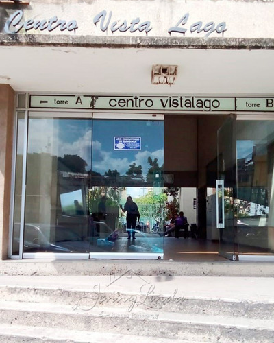 En Venta Consultorio Médico Oficina Edificio Vista Lago, Maracay Aragua