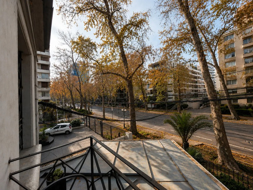 Oportunidad Edificio Estilo Frances Exclusivo