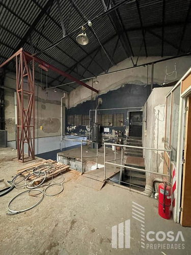 Venta Oficina Y Galpon Rosario