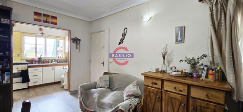 Venta Buen Departamento 3 Ambientes Con Balcón En Carapachay