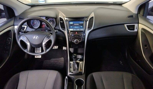 Imagem 4 de 11 de Hyundai I30 1.8 Mpi 16v Gasolina 4p Automatico