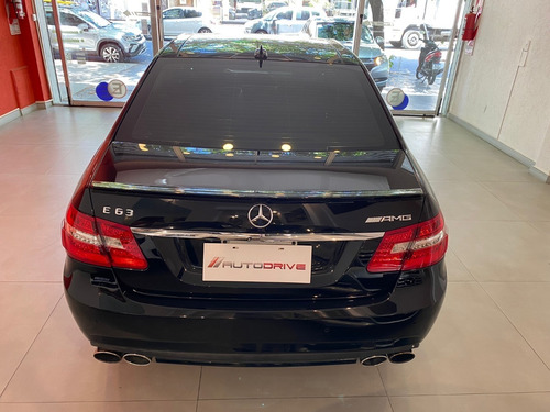 Imagen 5 de 25 de Mercedes Benz E 63 Amg 2011