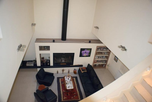 Imagen 4 de 17 de Casa En Venta En Villa Luzuriaga