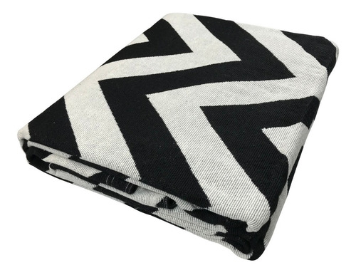 Imagem 4 de 7 de Tapete Chevron Antiderrapante 1,32 M X 2,00 Preto/cru