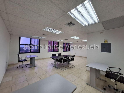 Valeria Chong Oficina Alquiler Barquisimeto Lara Zona Este Oportunidad Residencial Economico Código Inmobiliaria Rent-a-house 25-18447