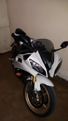Yamaha R6