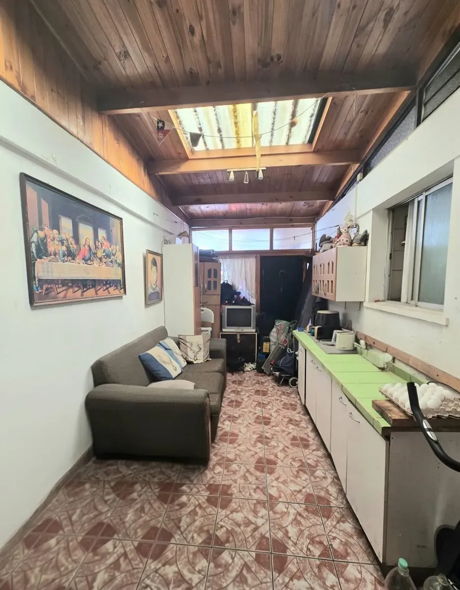 Imagen 3 de 11 de Se Vende Comoda Casa A Una Cuadra De Gran Avenida.