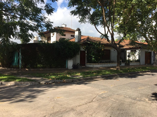 Venta Chalet 6 Ambientes En Bella Vista