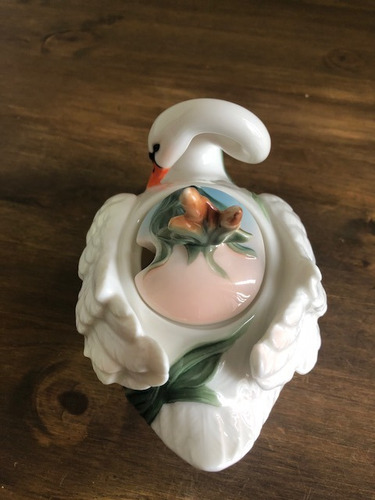 Imagem 10 de 10 de Açucareiro De Porcelana - Cisne