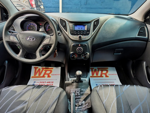 Imagem 6 de 8 de Hyundai Hb20 Comfort 1.0 2015 4p