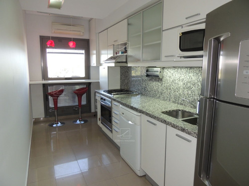 Torre El Mirador - 3 Dormitorios Amoblado - 150 M2 - Vista Abierta - Impecable
