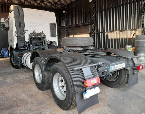 Imagem 2 de 7 de Volvo Fh 400 Ano 2007