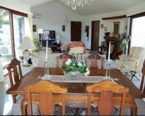 Imagen 5 de 14 de Muy Lindo Chalet Cerca De La Playa. 4 Dormitorios, Piscina Climatizada Y Mas