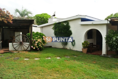 Imagen 19 de 23 de Casa En Venta En El Tesoro, Cerca De La Playa