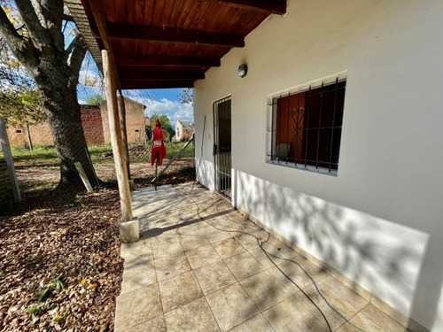 Imagen 27 de 30 de Complejo De Cabanas, Con Pileta, Lote 2000mts2, (gualeguaychu)