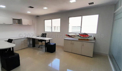 Oficina En Alquiler En Las Mercedes 24-5221 Yf