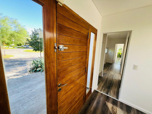 Casa Planta Baja 2 Habitaciones - Alvear De Benavidez Venta