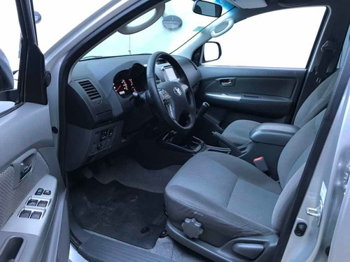 Toyota Hilux 3.0 Cd Srv I 171cv 4x4 2012