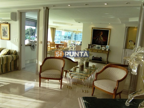 Imagen 7 de 30 de Apartamento En Venta, Brava, Punta Del Este, 3 Dormitorios.
