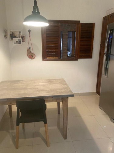 Excelente Casa En Versailles, Garage, Patio, Terraza, Lista Para Habitar. Rebajada.