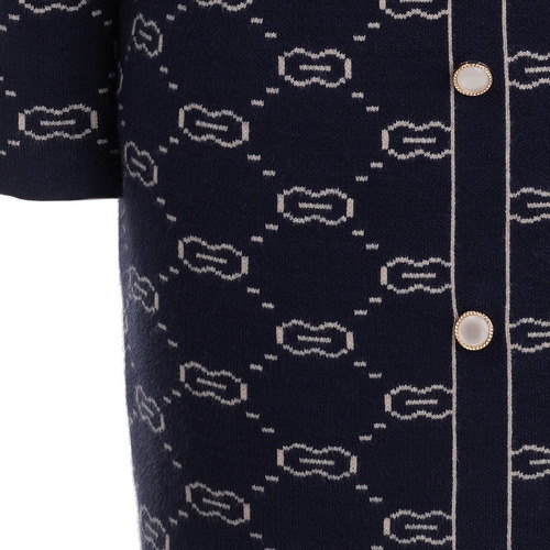 Imagen 6 de 9 de Vestido Mio Mio Corto Tejido Punto Fino Estampado Botón Joya