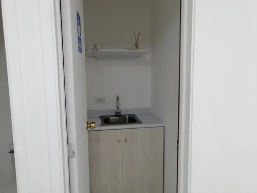 Oficina En Arriendo/venta En La Porciuncula. Cod A1029103