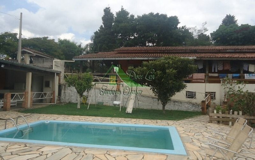 Linda Chácara Completa Com Mais De 2.000 M² Em Araçariguama/sp.