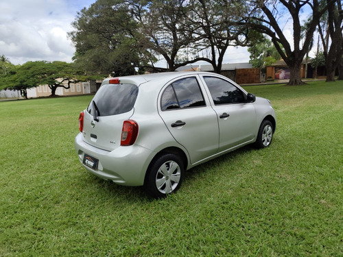 Nissan March 1.6 16V 4P S FLEX