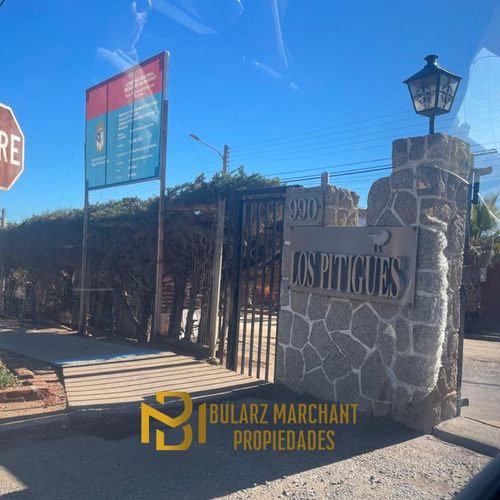 Venta Casa En Algarrobo 6d 3b 3est, Los Pitigues