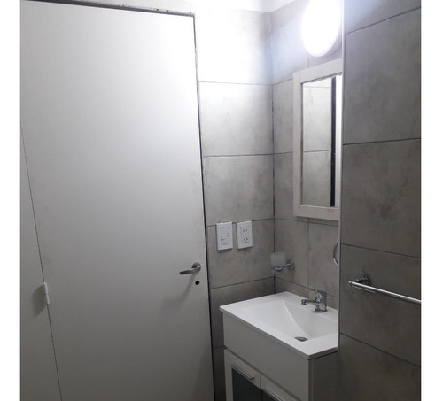 Departamento Alquiler Temporario , Cerca Hospital Garrahan, Milstein, Favarolo, Monoambiente Caba Equipado Full Cerca Subte H Y E Sobre Avenida, Excelente Conectividad. Alquiler Mínimo 2 Días.