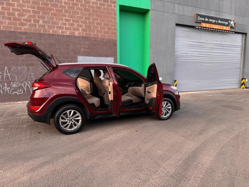 Hyundai New Tucson 4x2 2000cc Mt Aa