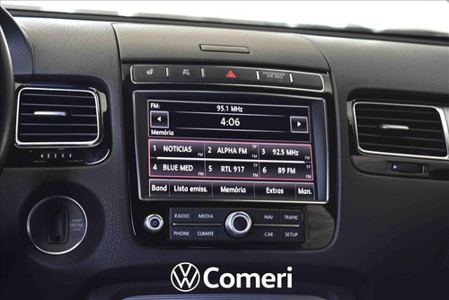 Imagem 10 de 15 de Touareg 4.2 R Line V8 32v Gasolina 4p Tiptronic